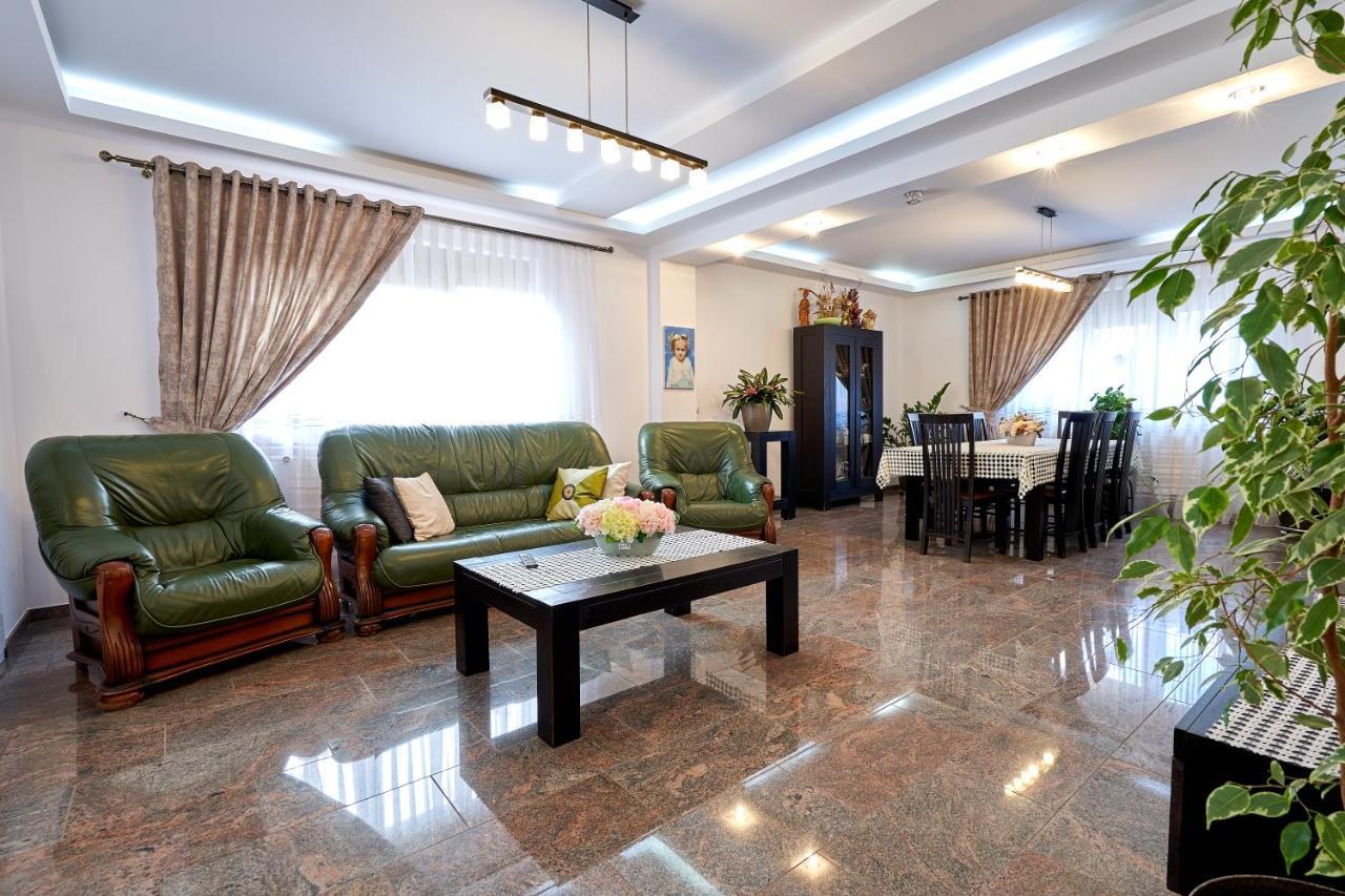 Hotel Casa Cu Flori Moisei Zewnętrze zdjęcie