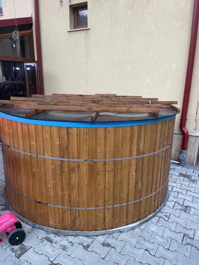 Hotel Casa Cu Flori Moisei Zewnętrze zdjęcie